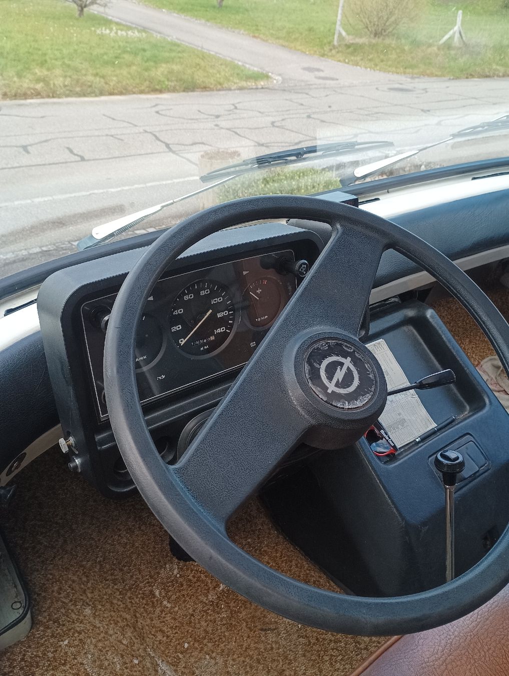 Bedford Veicoli da campeggio: Opel Bedford Blitz Camper Oldtimer – Usato da Büsserach venduto da nath6666 4