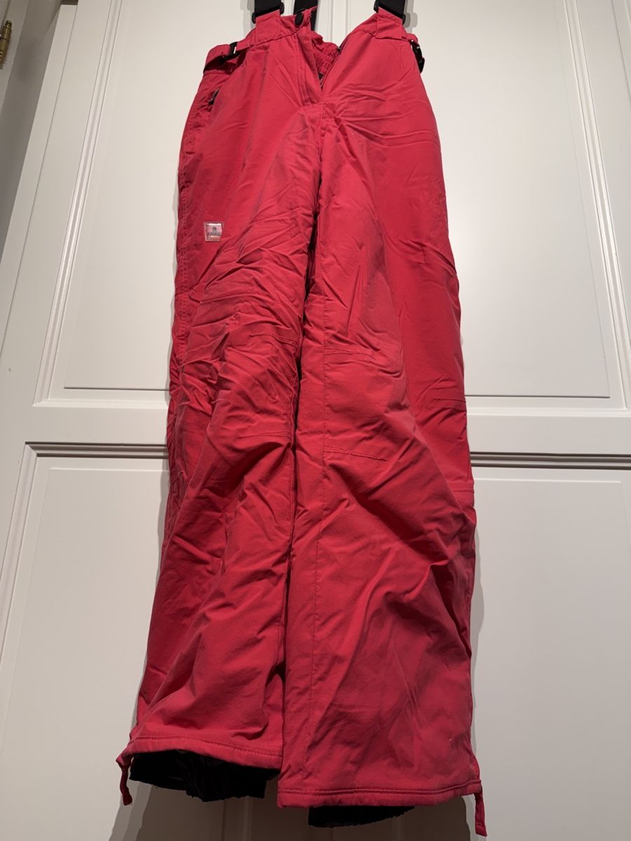 Hosen: Rote Skihose, Celsius, Grösse 152, ab 1 CHF – Gebraucht aus Bottmingen von mat_77yv 1