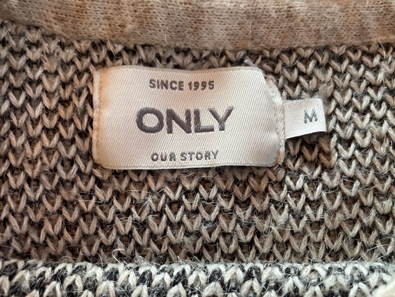Only Maglioni & Felpe: Grauer Strickpullover, Grösse S – Usato da Bözen venduto da Colibri2001 2