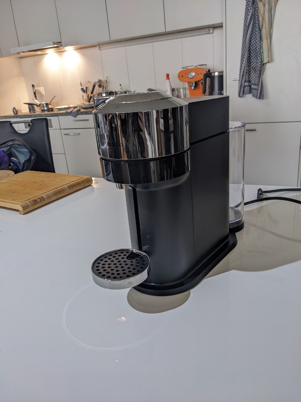 Nespresso Macchine per caffè & Macchine per espresso: Nespresso VERTUO NEXT DELUXE – Usato da Reinach AG venduto da Jns98 6