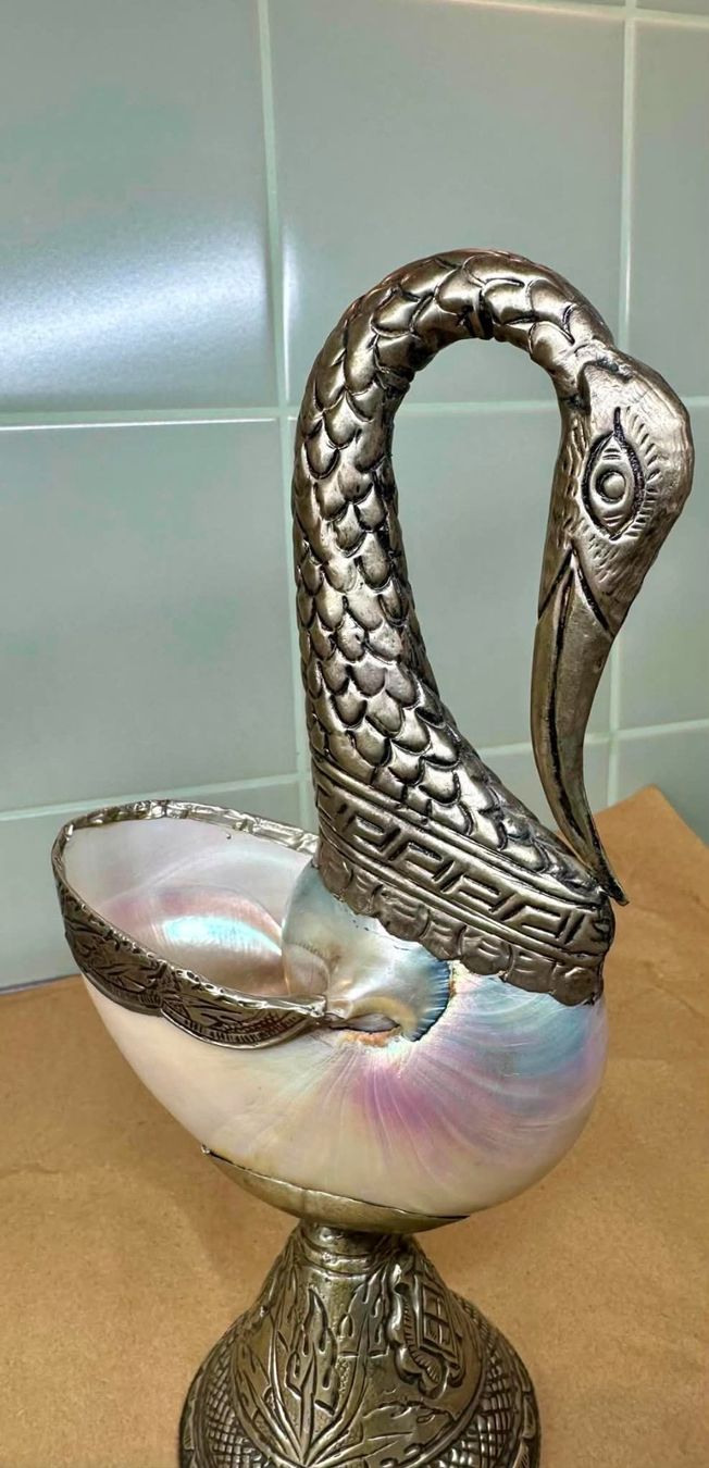 Statuette: Silberner Schwan und Nautilus , um 1900 – Usato da Spiez venduto da tigremaculata 1