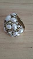 Statement- Ring mit Perlen und Strass, goldfarben, neuwertig