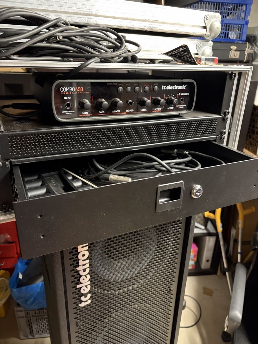 TC Electronic Amplificatori: TC Electronics Bassamp – Usato da Büetigen venduto da Bassist8 1