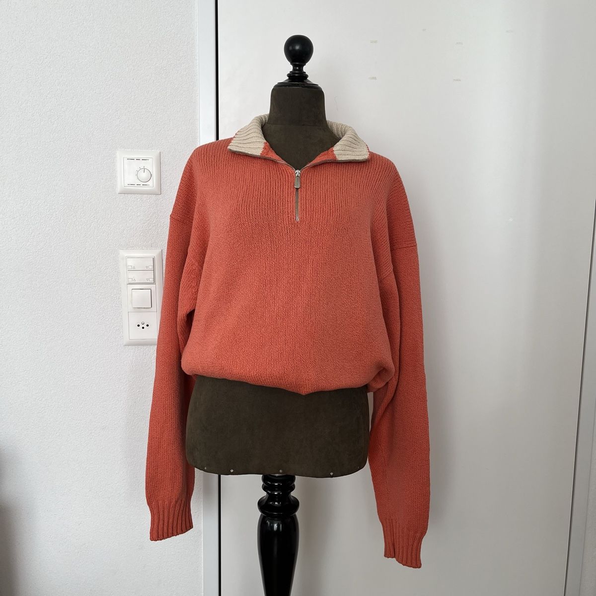 Loro Piana Maglioni & Felpe: Loro Piana Pullover – Nuovo (secondo la descrizione) da Zug venduto da saskia-chiara