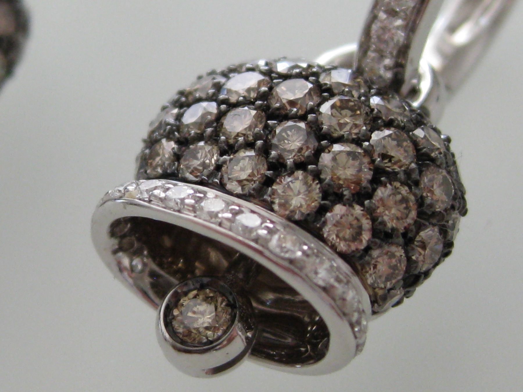Orecchini pendenti & Orecchini a lobo: Boucles D'oreilles Chantecler "Campanella" – Nuovo (secondo la descrizione) da Geneve venduto da iBest 3