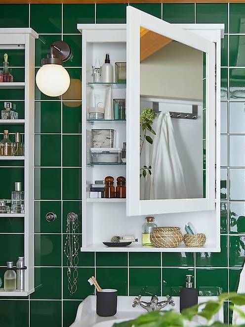 Armadietti a specchio: SPIEGELSCHRANK WEISS  – Usato da Oberglatt ZH venduto da Terradillos 2