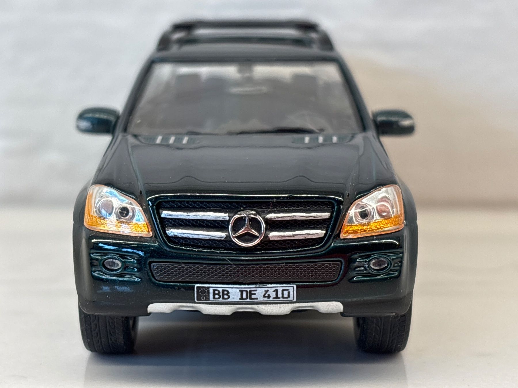 Schuco Modellini d'auto: Schuco Mercedes GL 1/43 – Usato da Gollion venduto da Hampton 3
