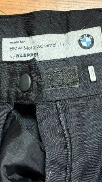 BMW Pantaloni: Motorrad Hose Marke BMW – Usato da Oberentfelden venduto da Antigua10 1