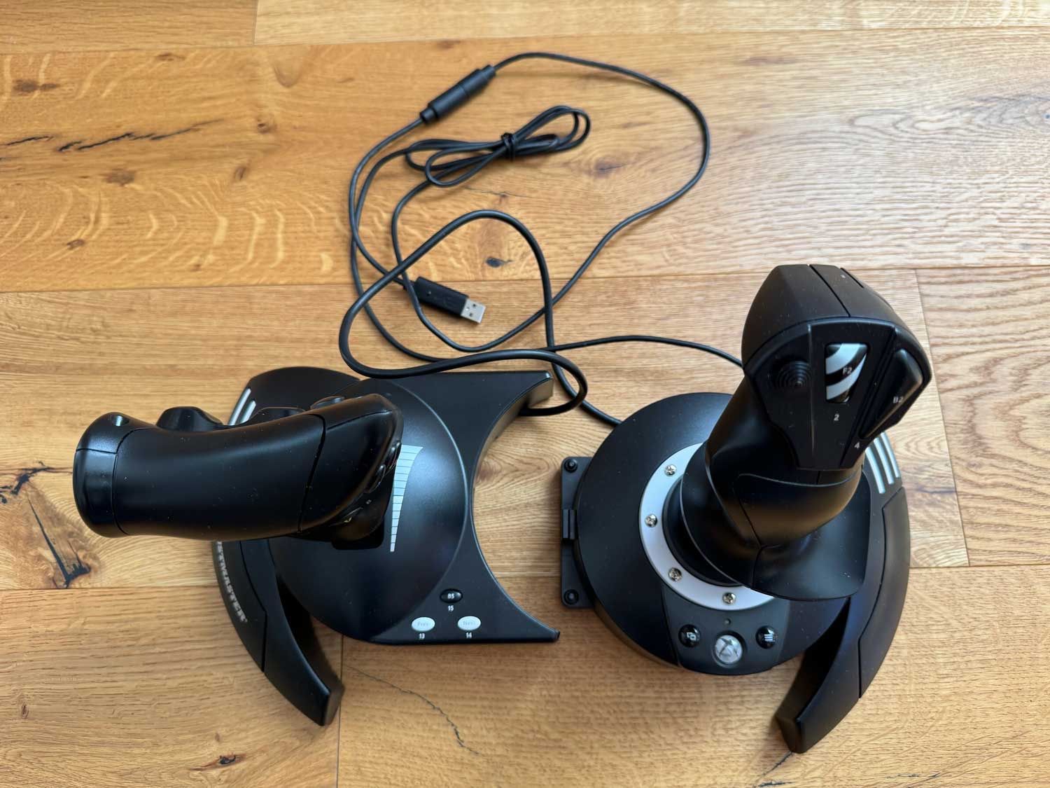 Thrustmaster Controller: XBox TFlight Hotas One Thrustmaster – Usato da Jona venduto da Srup 3