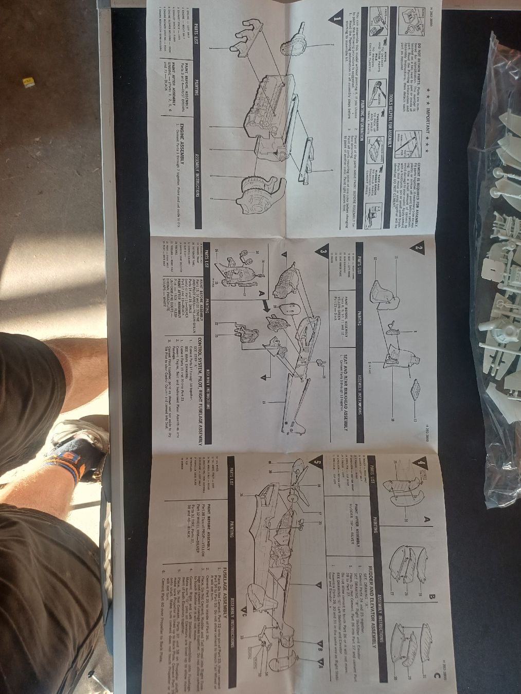 Revell Kits de montage: Modellbausatz Supermarine Spitfire MK-1 – Défectueux à Wangenried par Recycler94 5