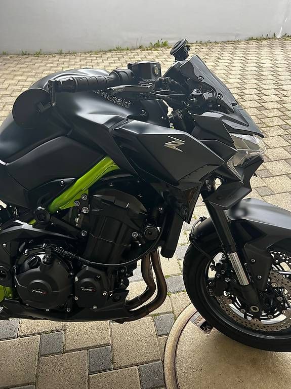 Tutti i ricambio per moto: Sturzpad rizoma z900 – Usato da Stadel venduto da MrRain 1
