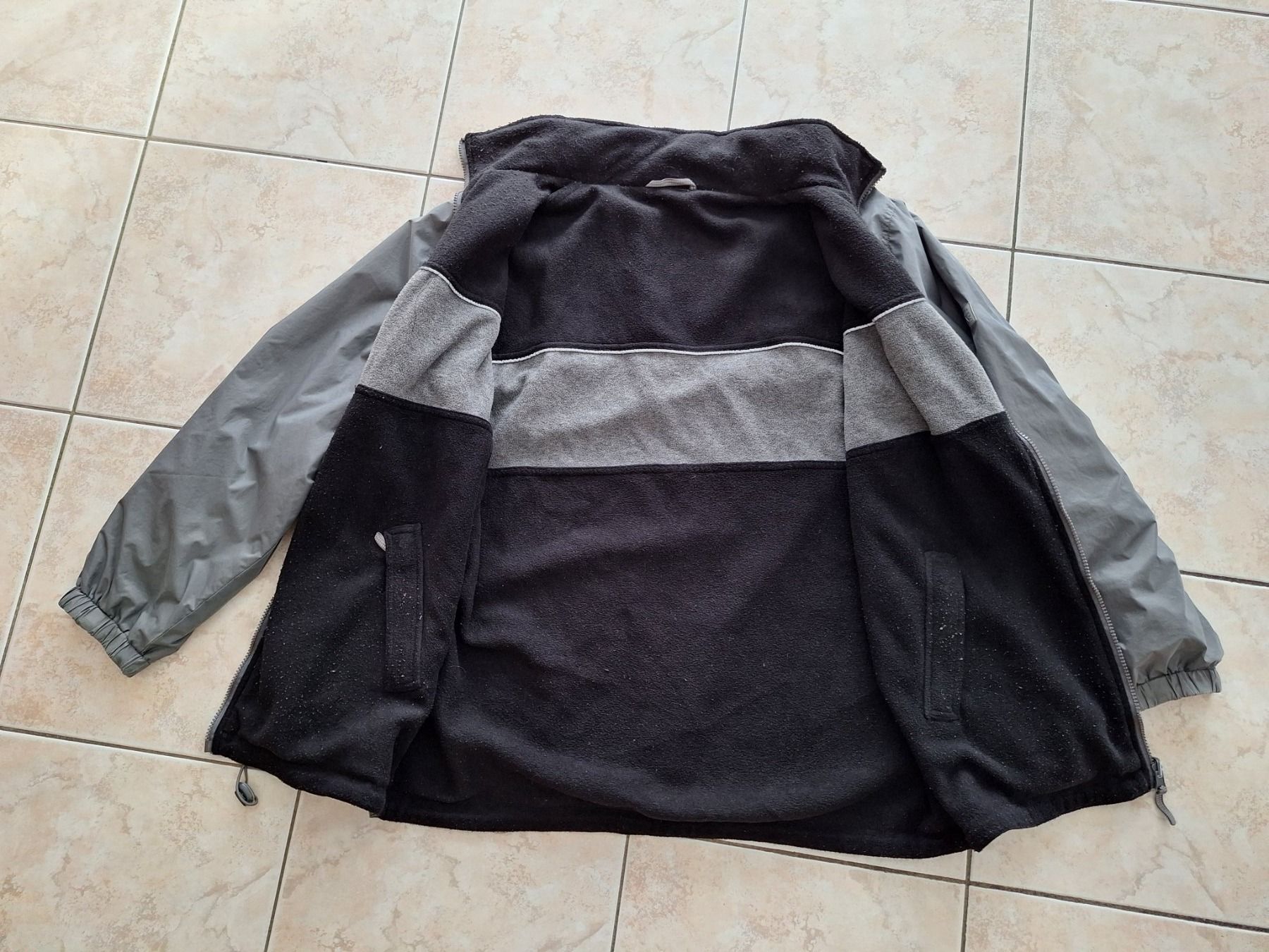 Tchibo Jacken: Jacke Gr. M mit Fleecefutter, grau (unisex) – Gebraucht aus Starrkirch-Wil von Mambostar 2