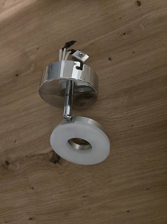 Lustres & lampes de plafonds: 2 Plafonniers – D'occasion à Cernier par hur_c6cs