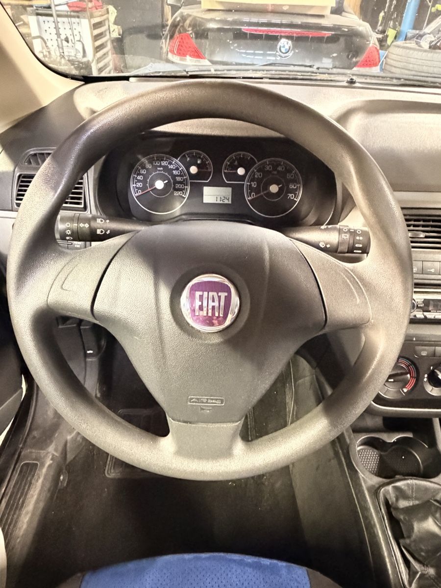 Fiat Automobili: Fiat Punto 1.4 8V – Usato da Amriswil venduto da mak_v9kw 6
