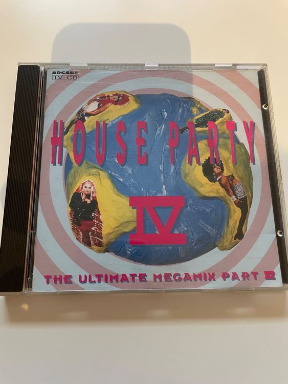Various House Party IV The Ultimate Megamix Part IV Acheter sur