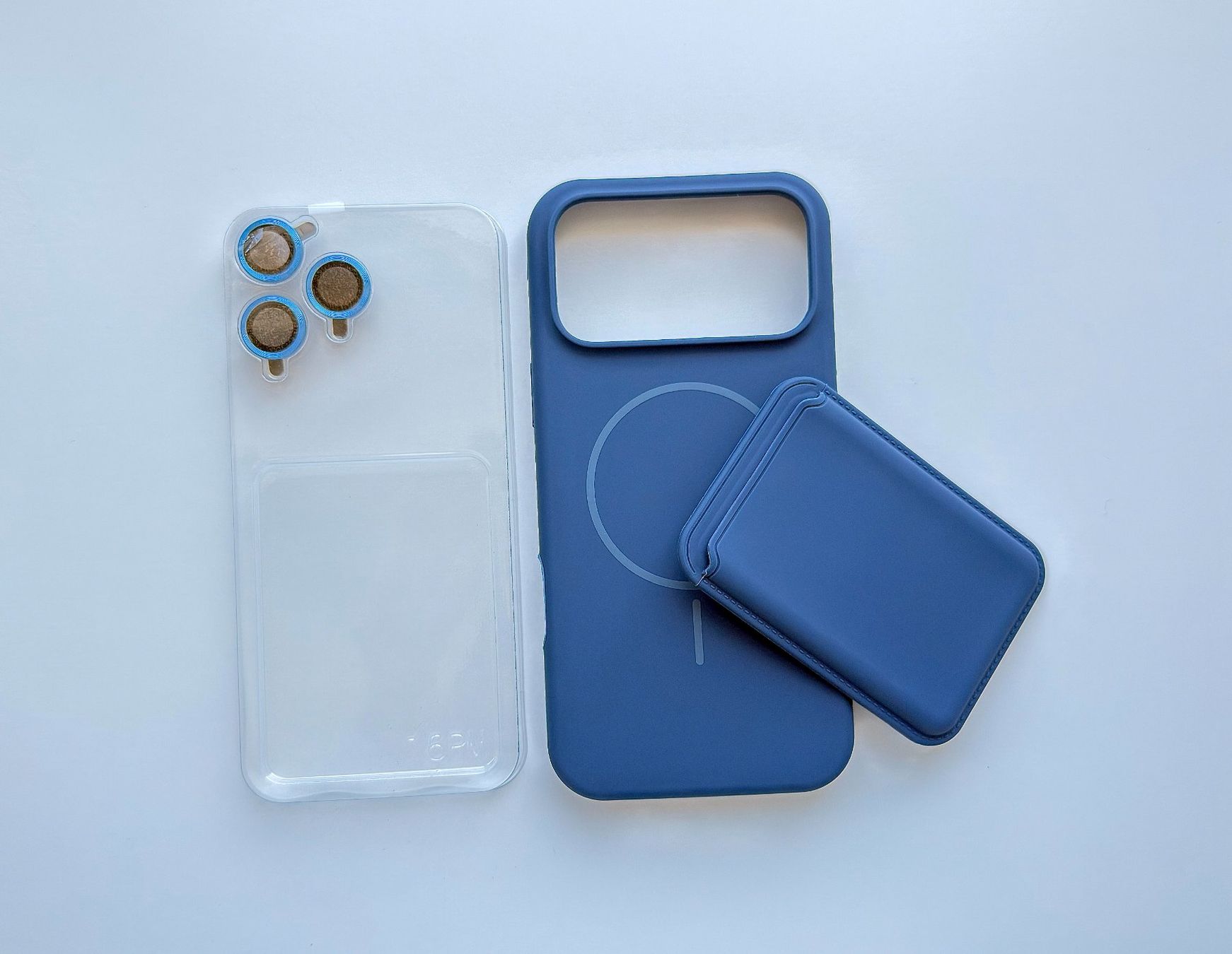 Apple Covers & Schutzfolien: Coque iPhone 17 Pro Max MagSafe avec Porte-Cartes – Neu und originalverpackt aus Thônex von Suisse.Shopping 3