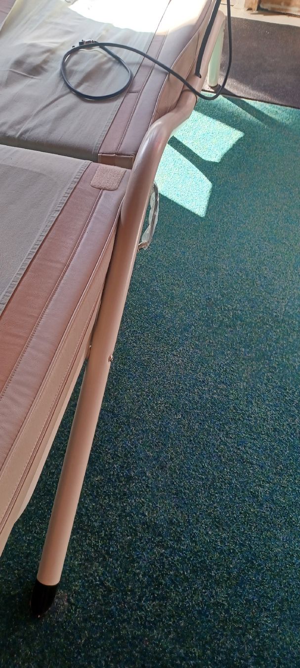 Ceragem Dispositivi per massaggi: Ceragem master CGM-M-3500 – Usato da Turbenthal venduto da GurBra 2