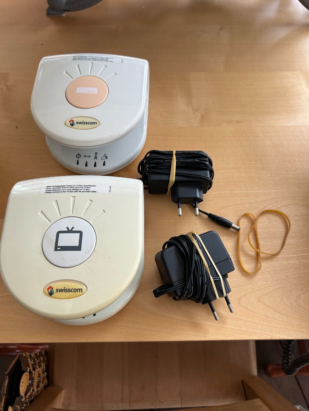 Modem & Router: Swisscom Internet TV Box Set, 2 Stk, – Usato da Arbon venduto da pschmid01