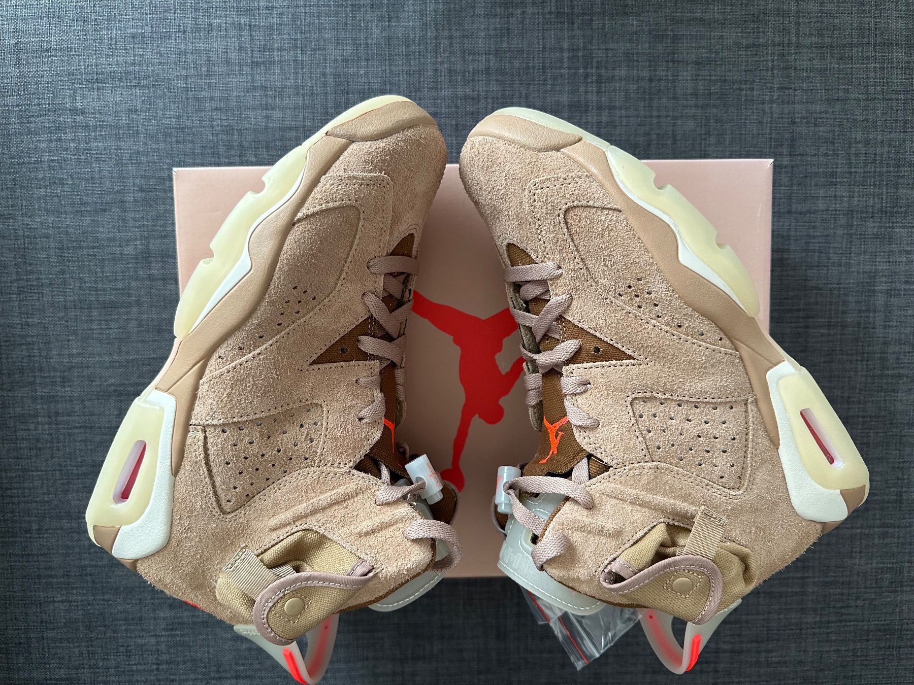 Jordan Scarpe da uomo: Jordan 6 Retro x Travis Scott – Nuovo e nell'imballaggio originale da Wallisellen venduto da ntroulis80 7