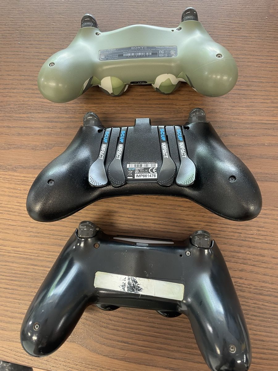 Sony Controller: 3 x Sony Playstation Controller ungetestet – Defekt aus Näfels von NOXION 1