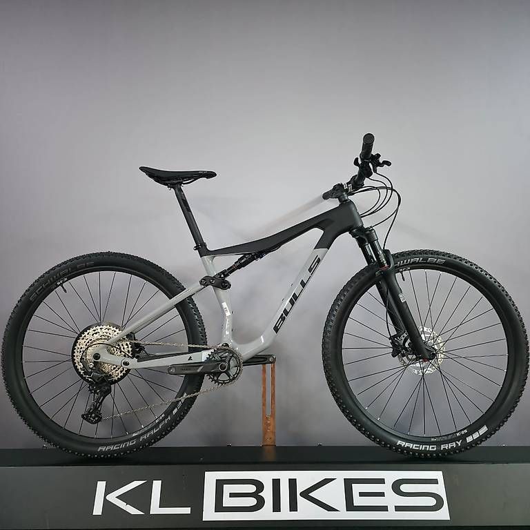 Bulls Velos: BULLS MOUNTAINBIKE FULLY CARBON – Neu und originalverpackt aus Tübach von KL-Bikes 5