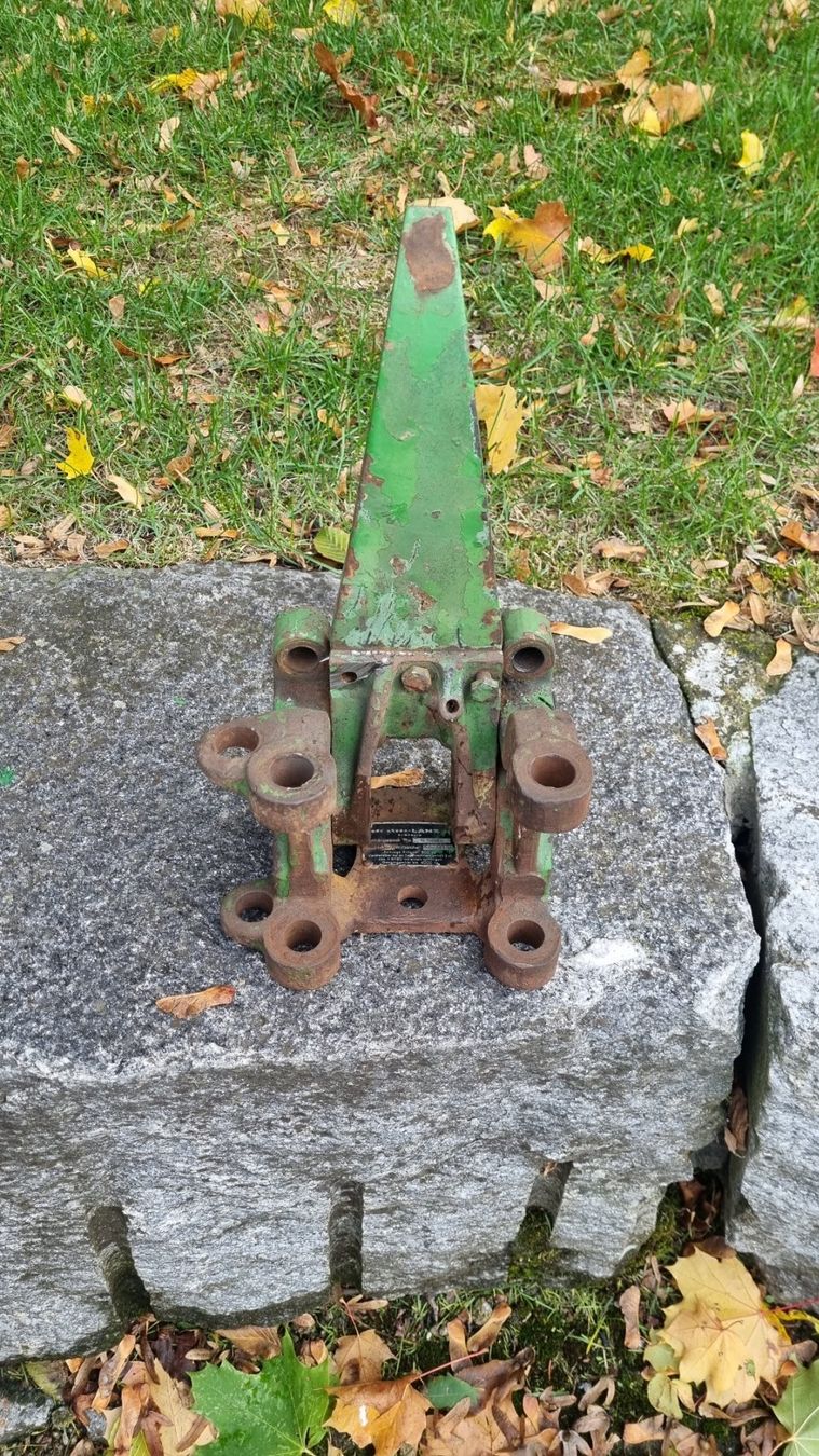Accessori Trattori &Veicoli agricoli: Anhängebock John Deere Lanz – Usato da Triengen venduto da lise97 2