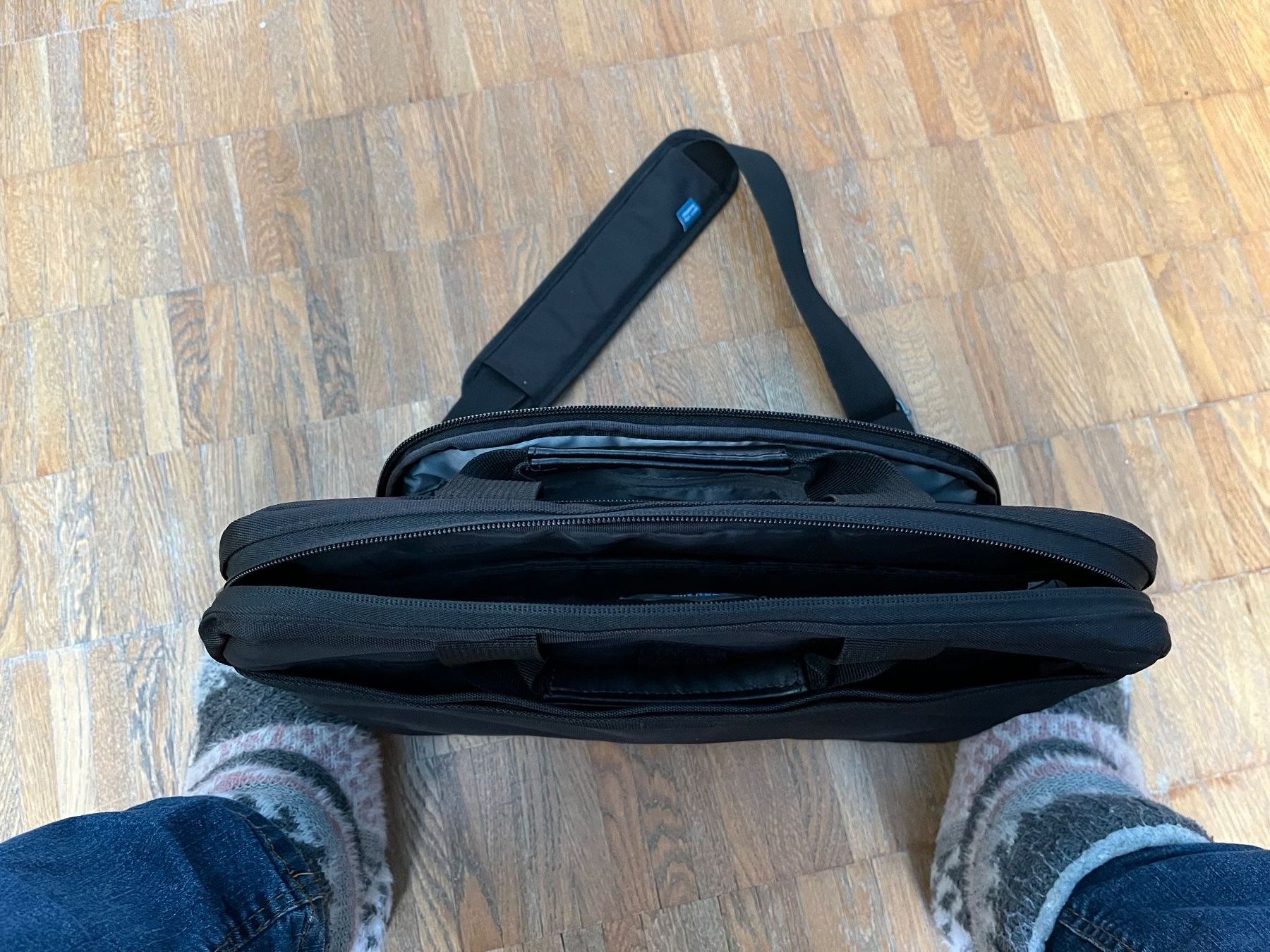 Koffer & Taschen: Aktentasche schwarz – Gebraucht aus Würenlos von Schnudi10 2