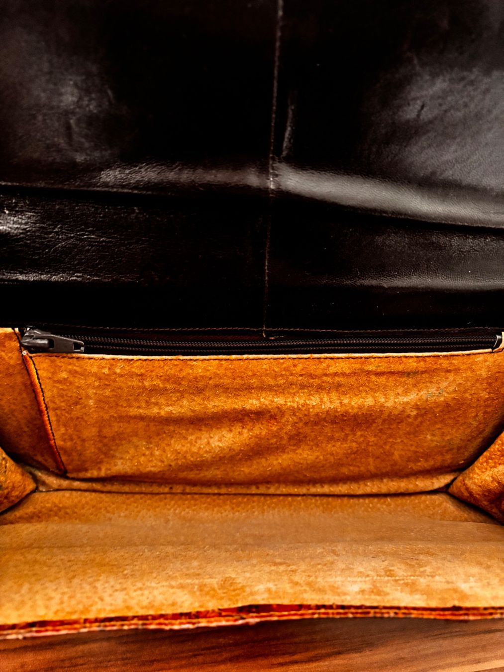 Taschen für Damen: Handtasche – Gebraucht aus Luzern von Mecgy 4
