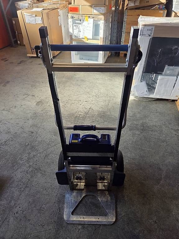Tous les outils: Elektrischer Treppensteiger  – D'occasion à Jonschwil par stephan.bischof 2