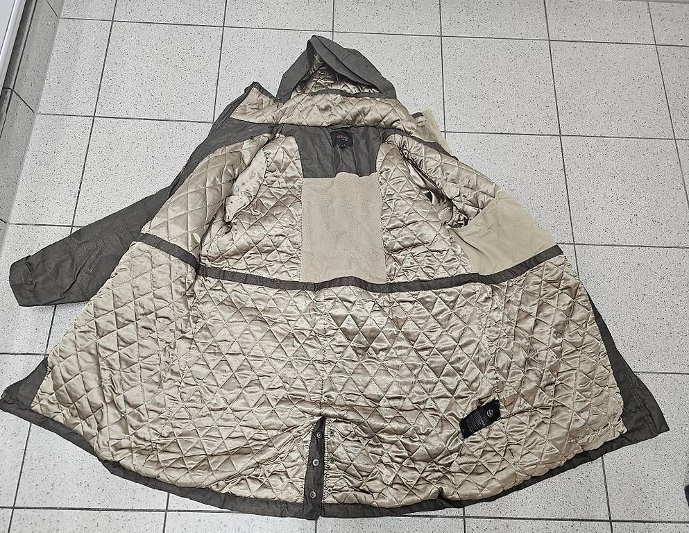Jacken: Braune wasserfeste Winterparka / Jacke Gr. 46 – Gebraucht aus Luzern von Donky_king 4