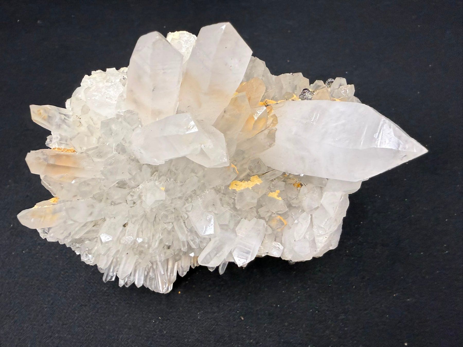 Minéraux & Lithothérapie: Quarz mit Limmonit-Überzug – D'occasion à Schinznach Bad par Demerald 4