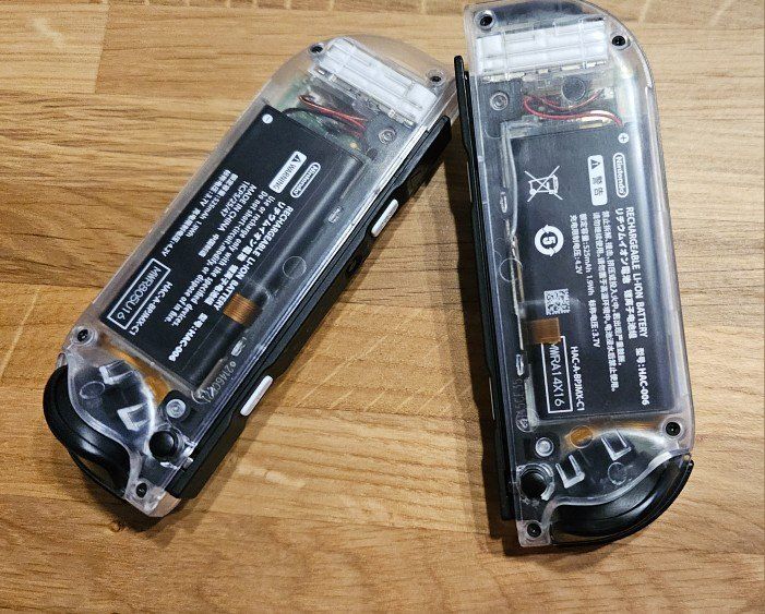 Controller: 2 transparente Gehäuse für Nintendo Switch Joy-Cons – Nuovo e nell'imballaggio originale da Uster venduto da -FPS- 1
