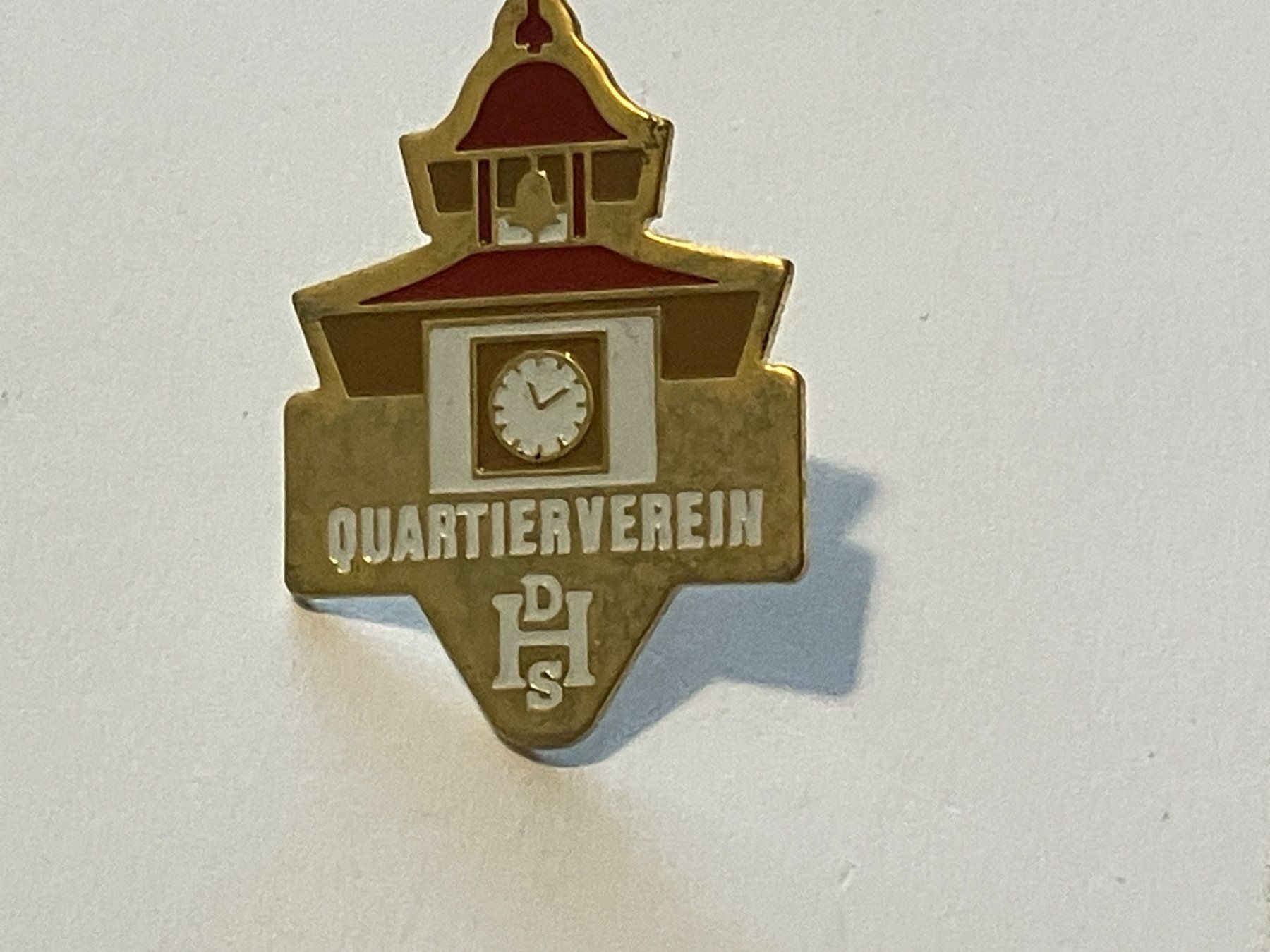 Plaquettes & Badges: 1 Pin Quartierverein DHS – D'occasion à Basel par djwwpp