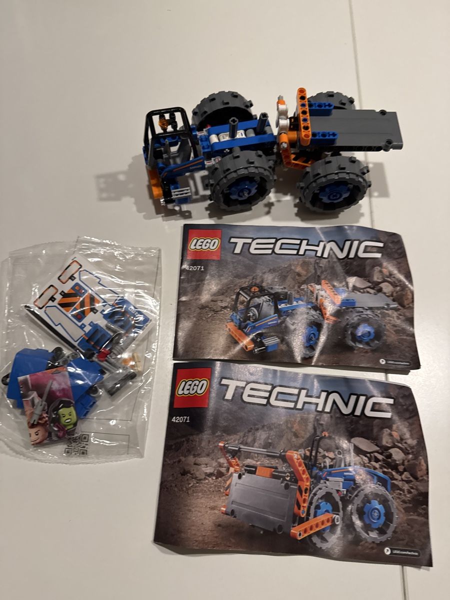 Lego Kit di costruzioni: Lego Technic 42071 Dozer Compactor 2 in 1 mit Anleitung – Usato da Stallikon venduto da Sunday6