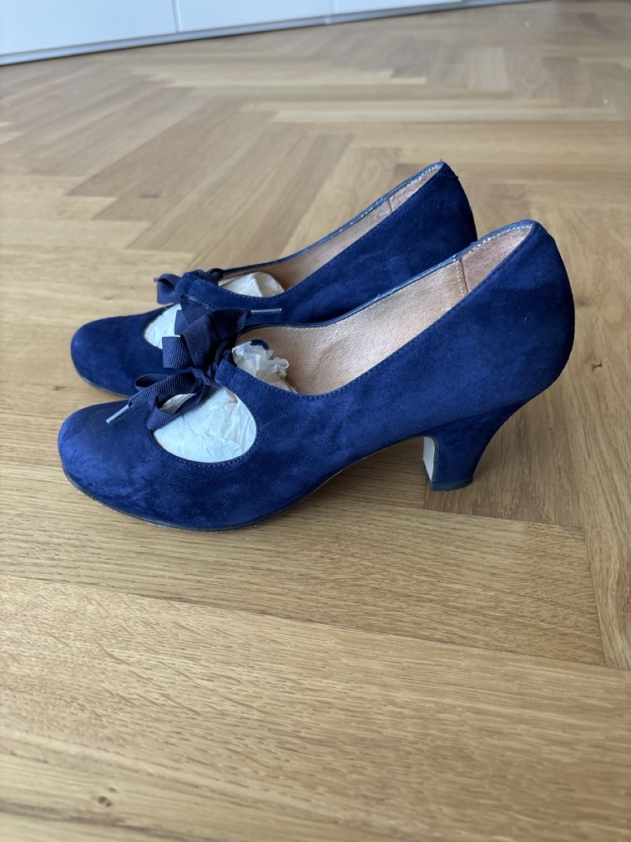 Scarpe da donna: Dirndl- Shuhe von KMB, Grösse 37 – Usato da Wohlen AG venduto da Michi761 3