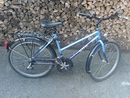 City-Fahrrad Cilo blau gebraucht in gutem Zustand