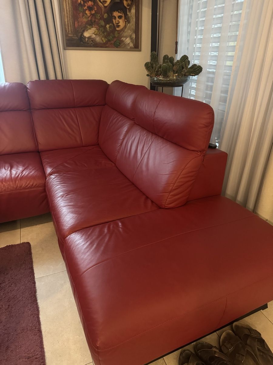 Divani: Rotes Ledersofa mit Relaxfunktion, Top Zustand! – Usato da Schwerzenbach venduto da noe_m7mv 2