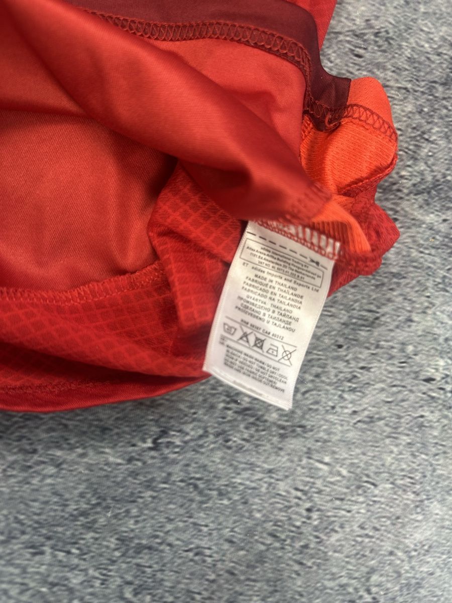 Manchester United Canottiere & Pantaloni: Manchester United Trikot – Usato da Luzern venduto da kim221080 3