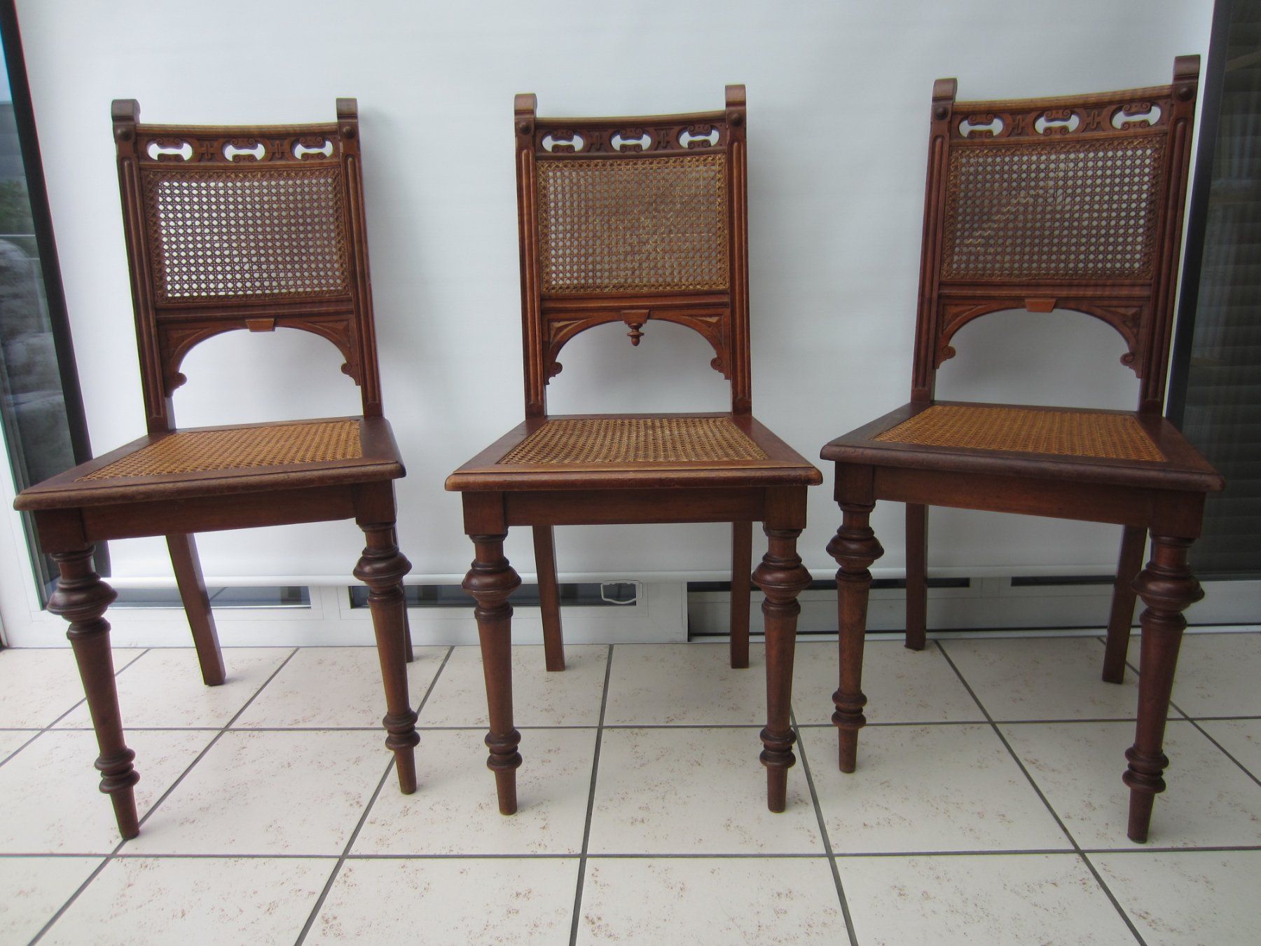 Stühle: Antike Stühle 3 Stück Biedermeier Jugendstil – Gebraucht aus Sursee von Tschiger 3