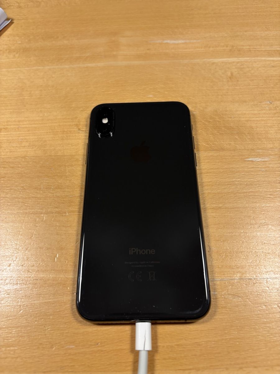 Apple Telefoni cellulari / Smartphones: Iphone XS / 64GB / schwarz – Usato da Landquart venduto da JanC91 1