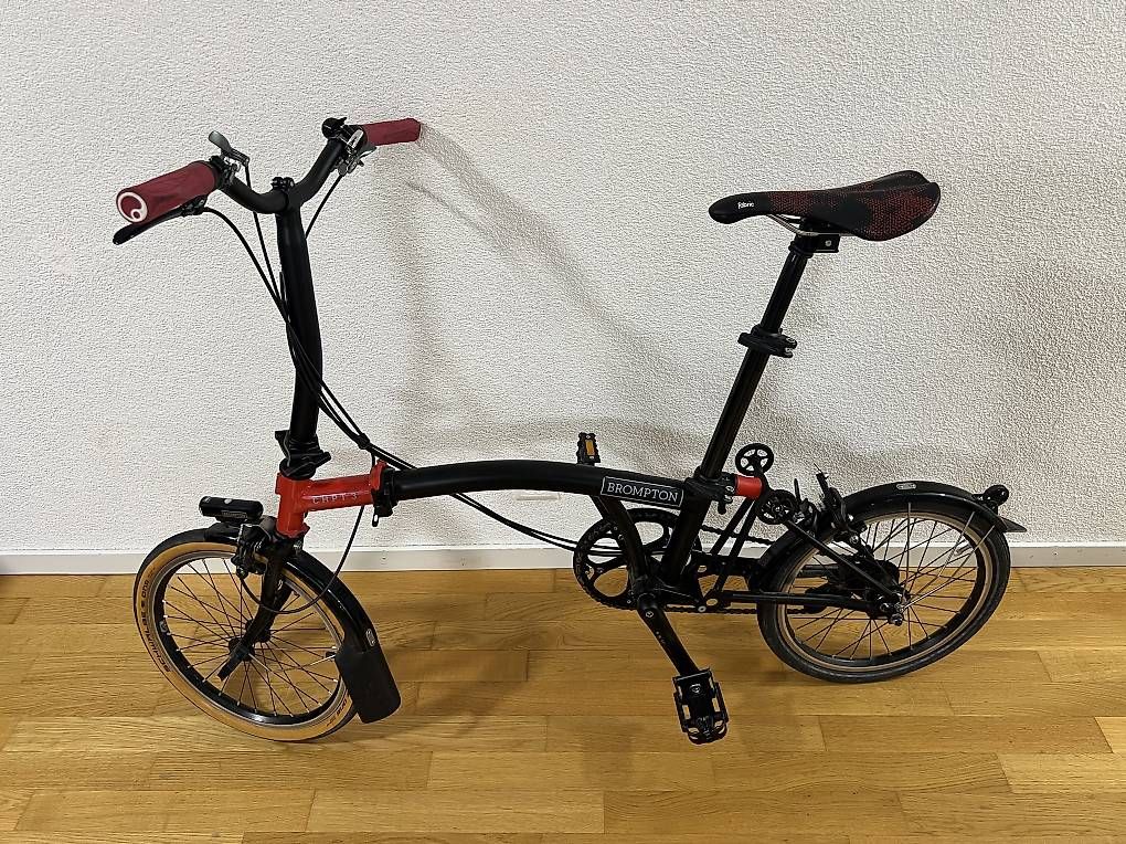 Biciclette: Brompton x CHPT3 (Chapter)  2ème édition (2019) – Usato da Crissier venduto da Andrusa