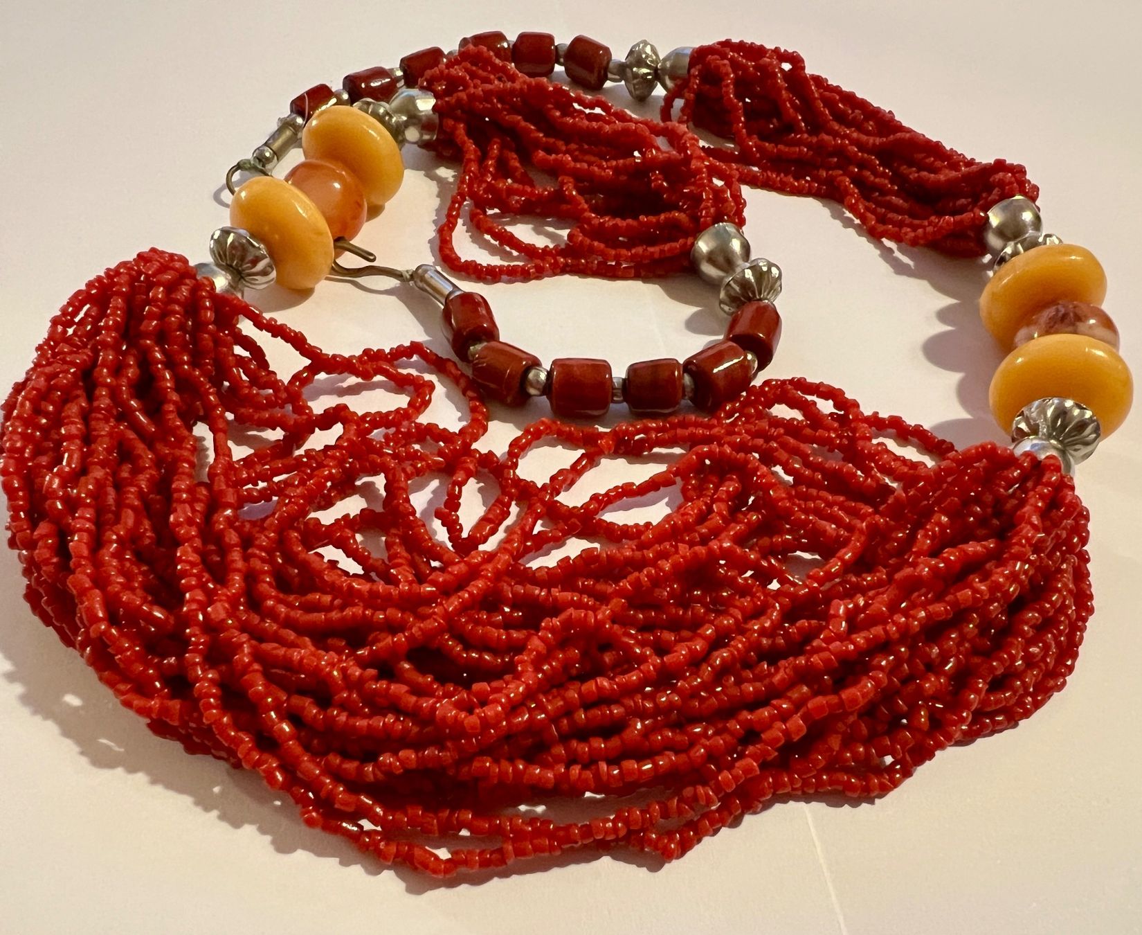 Altri gioielli: Lot Korallen-Schmuck, 4-teilig – Usato da Chur venduto da Penting1935