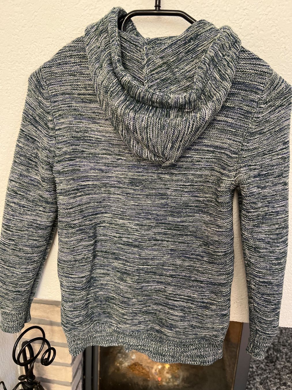 Zara Pullover & Sweatshirts: Kapuzenpullover Strickoptik blau meliert Grösse 122 – Gebraucht aus Winkel von Tilivika 1