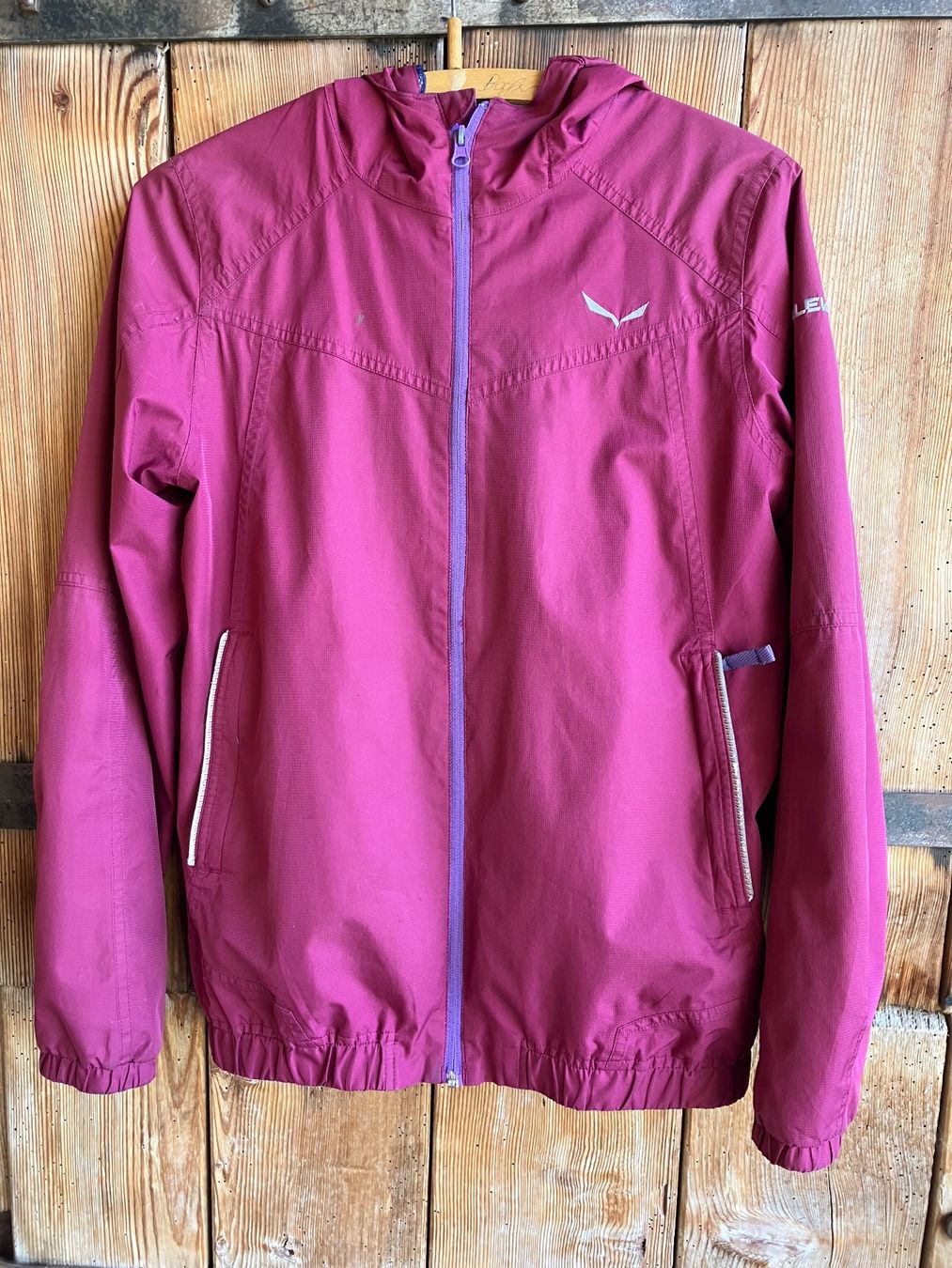 Salewa Jacken: Salewa Regenj pink Grösse S – Gebraucht aus Schwarzsee von sus_rtp2