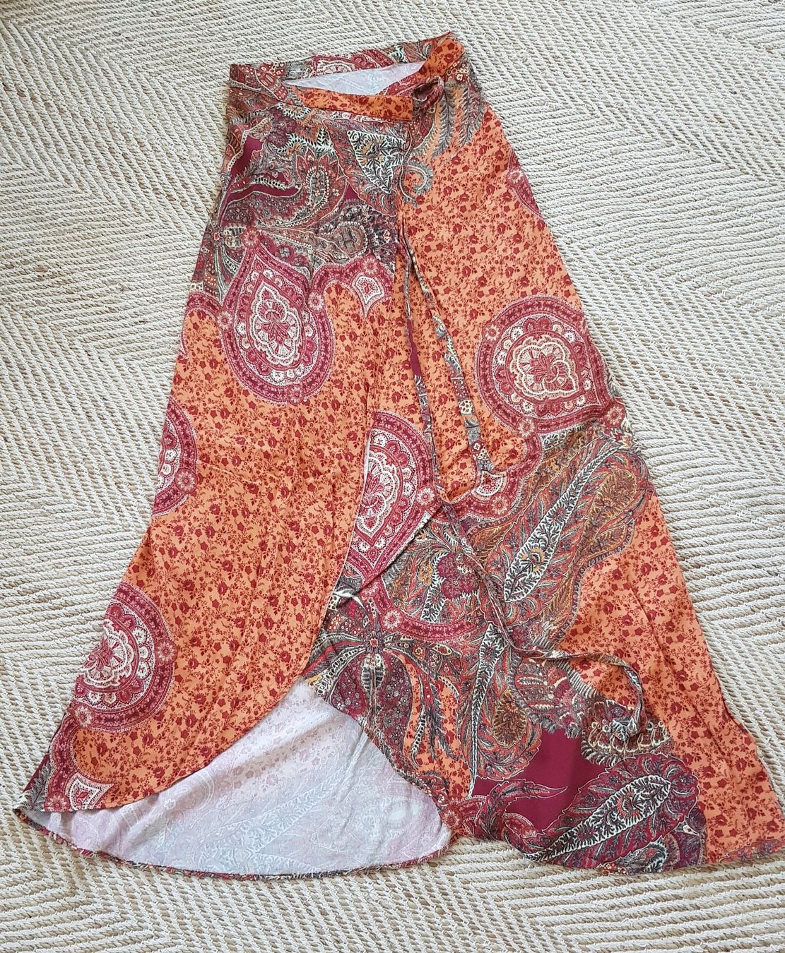 Gonne: Boho Wickelrock Paisley Muster S-M Viscose – Usato da Menznau venduto da Valinor 4
