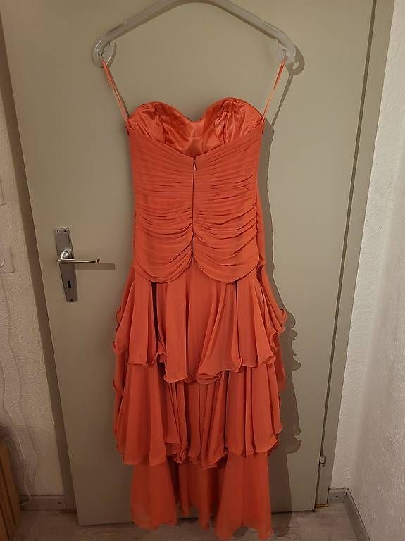 Robes: Abendkleid Gr 34 – D'occasion à Frutigen par rah_xt5n 1