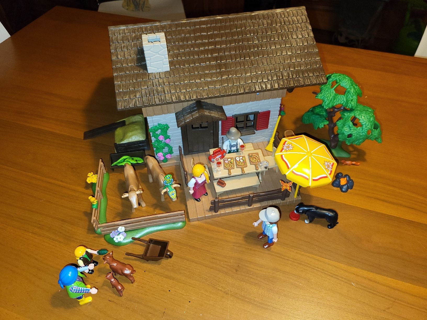 Playmobil Spielzeuge: Alprestaurant – Gebraucht aus Gutenburg von Ras81