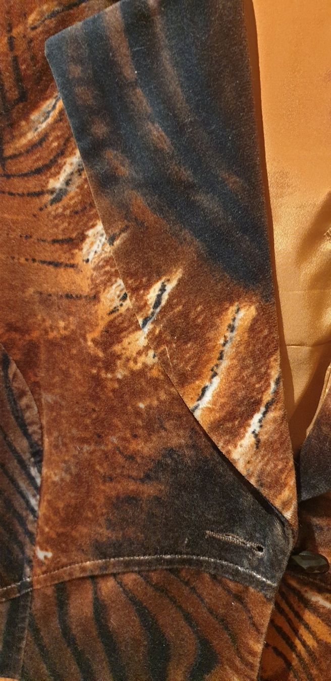 Giacche: Blazer Samt ANGELO MARANI Gr. 40 NEU – Nuovo e nell'imballaggio originale da Wettswil venduto da the_jr6l 2