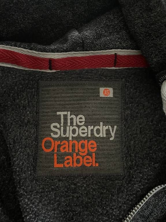 Superdry Pullover & Sweatshirts: Superdry Kapuzenpullover Gr. XS dunkelgrau – Gebraucht aus Thundorf von paglialongamaria 1