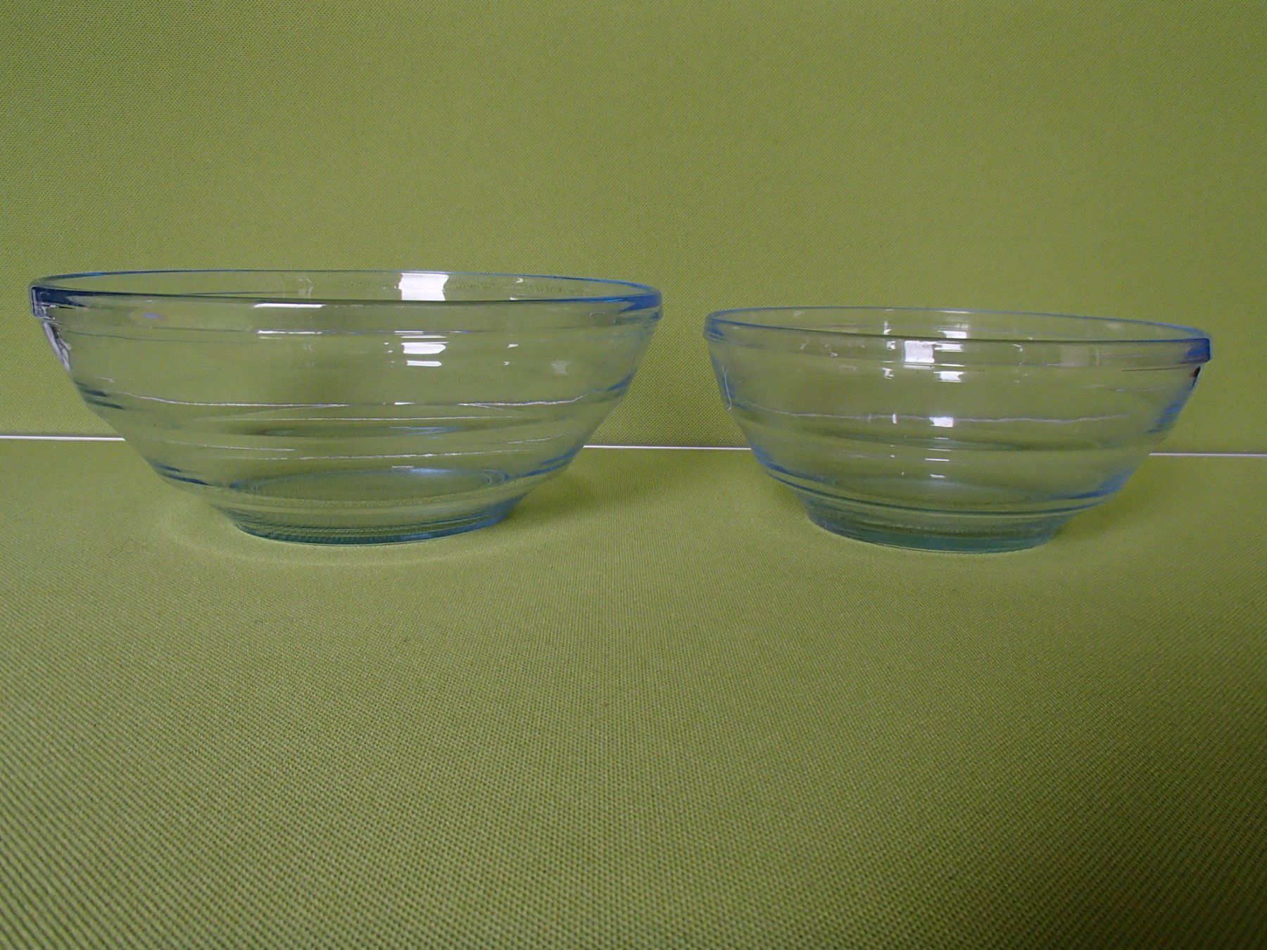 Ciotole: 2 hellblaue Vintage Glasschüsseln – Usato da Schöfflisdorf venduto da pullux 1